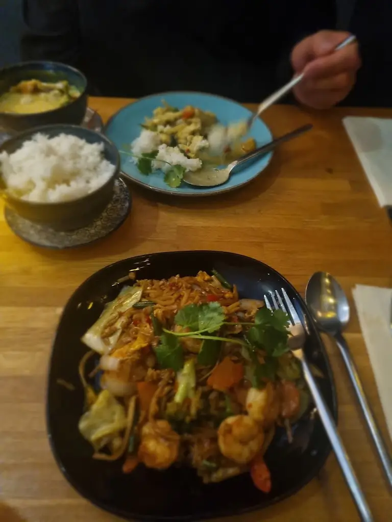 Oge Obiudu_Suan Thai Restaurant_Romsey_review