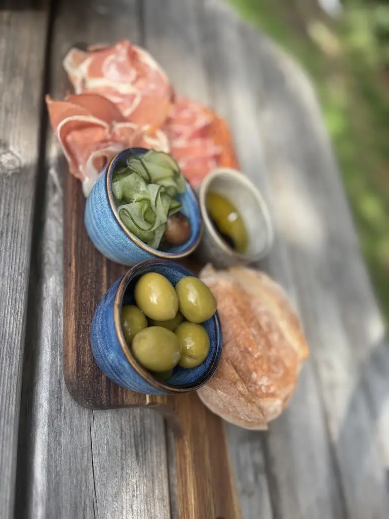 Blade Read_The Hunters Inn Romsey_Romsey_review