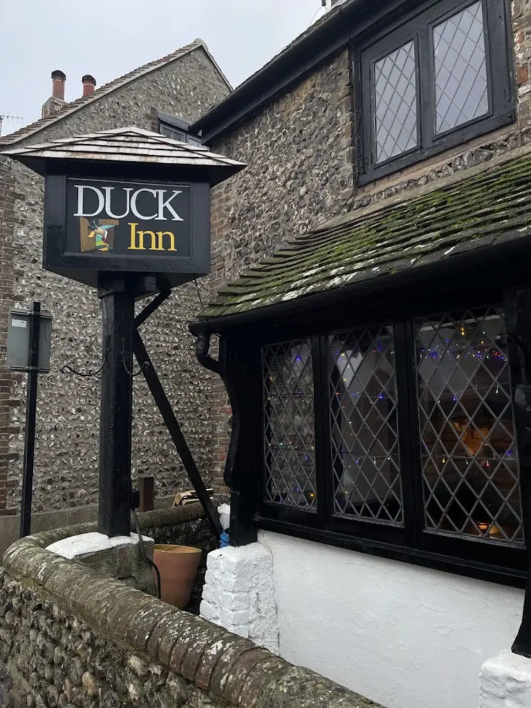 Jack Lynch_Duck Inn_Rottingdean_review