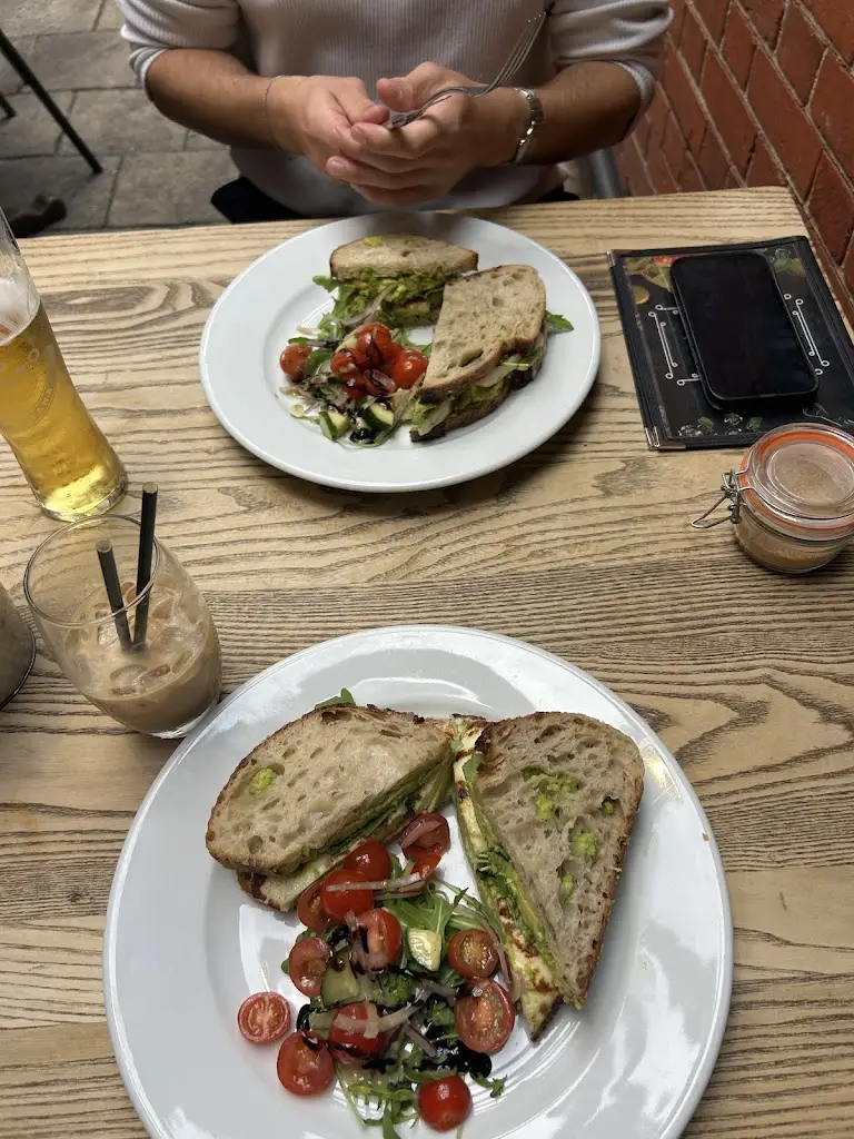 Jilly_Framptons New Forest_Ringwood_review