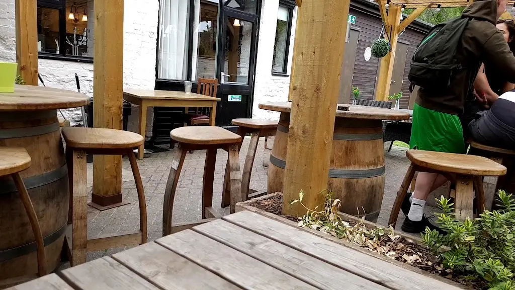 Cross Keys Inn Wootton Bassett_Royal Wootton Bassett_slider_image_2