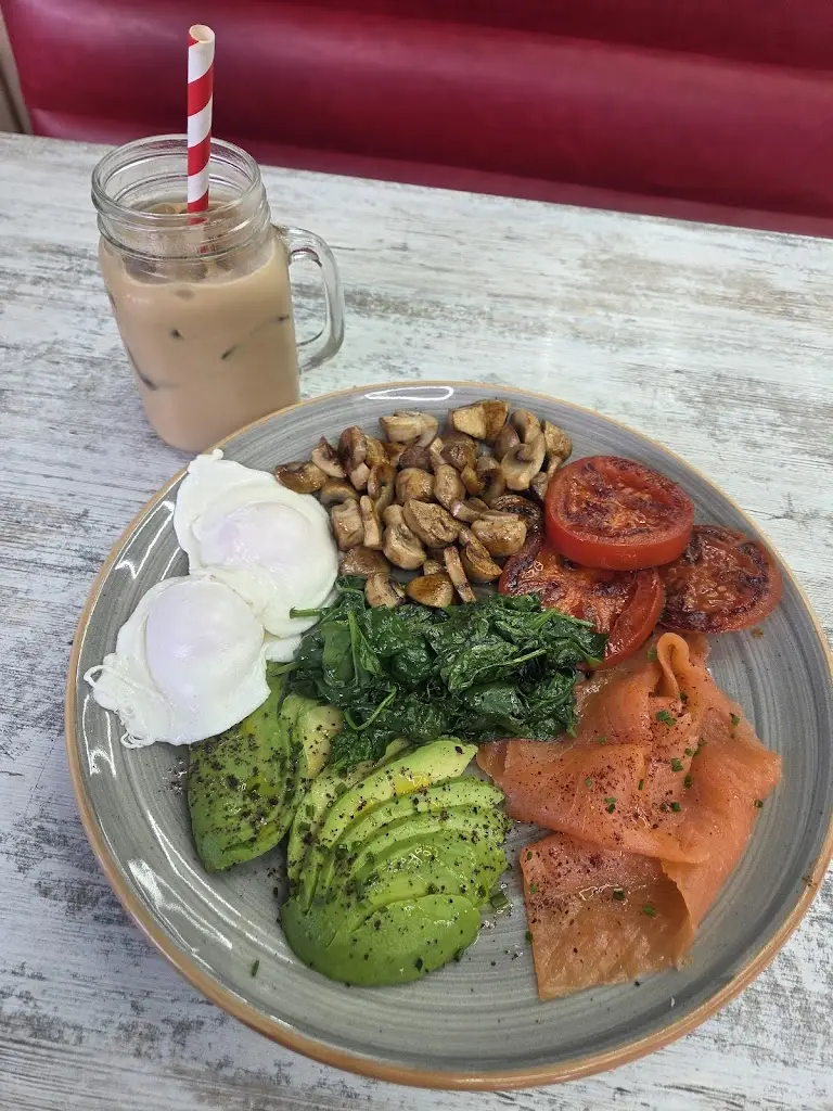 paula brown_Moreno's Cafe_Royston_review