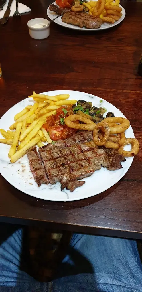 Menu_The White Hart_Roydon_image_5