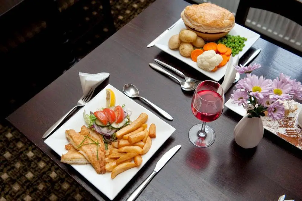 The White Hart_Roydon_slider_image_3