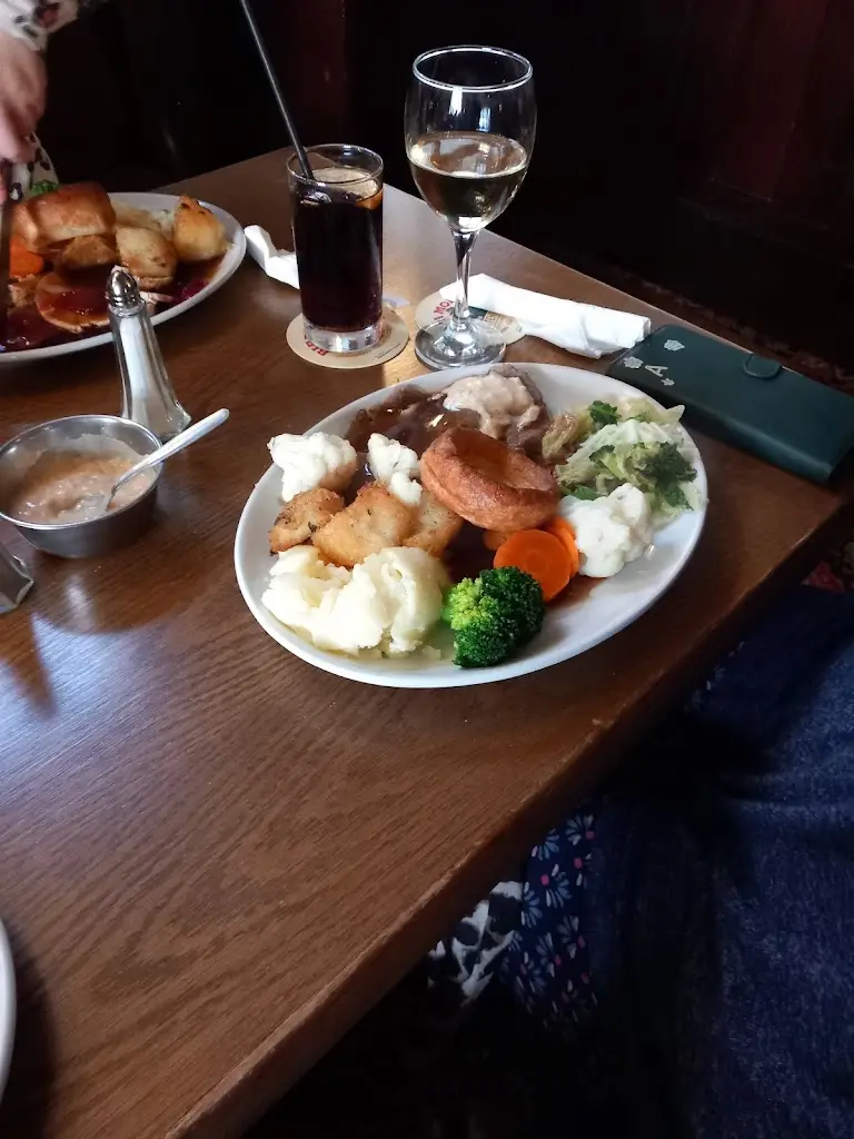 Menu_The New Inn_Roydon_image_6