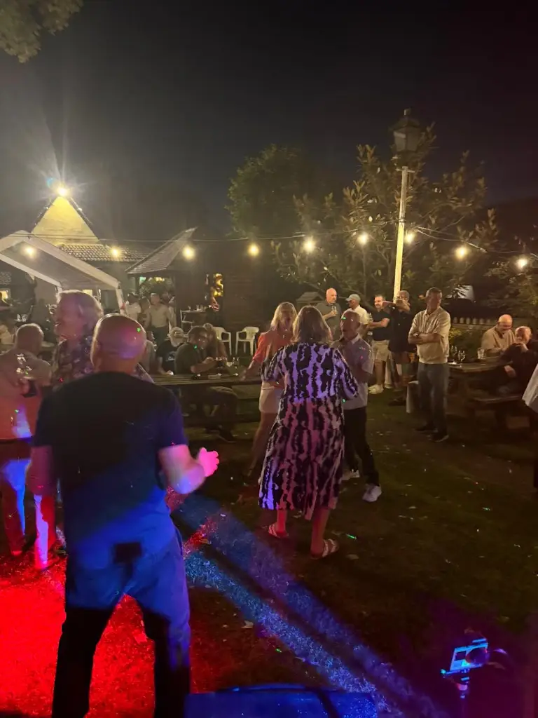 Mick C_The New Inn_Roydon_review