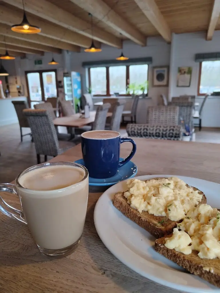 Menu_The Boathouse Cafe Bar_Roydon_image_5