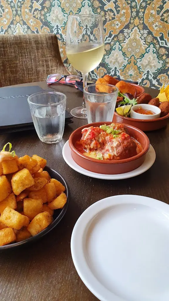 Menu_Tweet bar&Kitchen_Ross on Wye_image_7