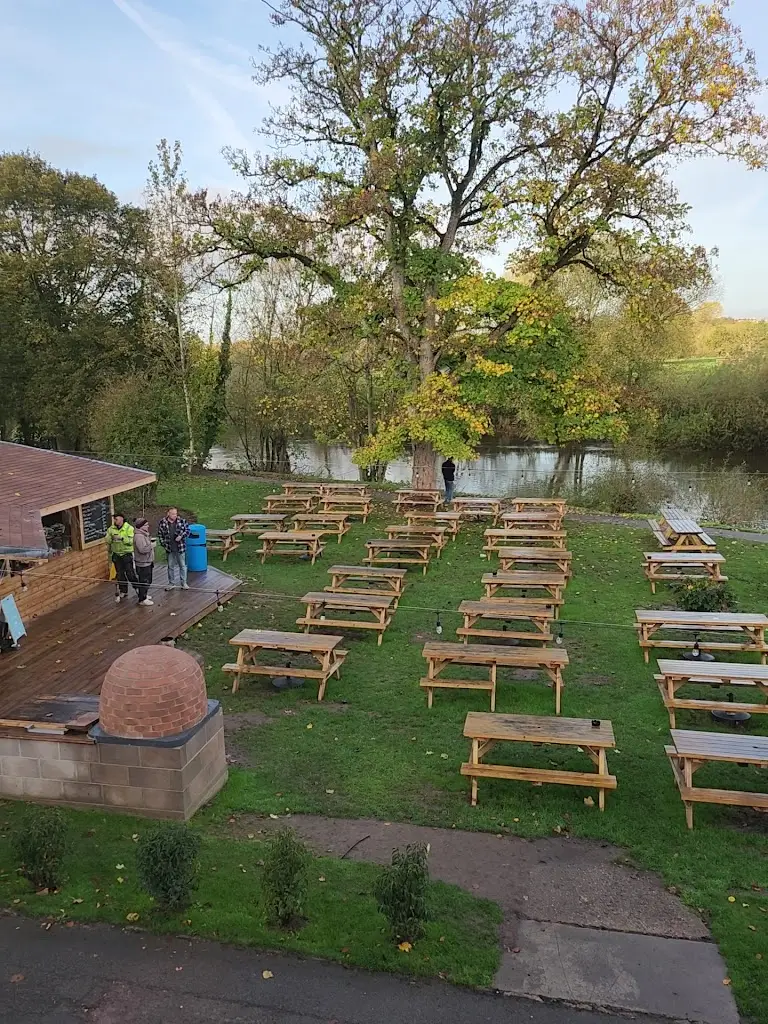 The Hope and Anchor_Ross on Wye_slider_image_2