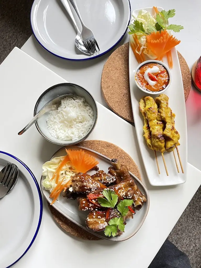 Riceberry Thai Kitchen_Ross on Wye_slider_image_2