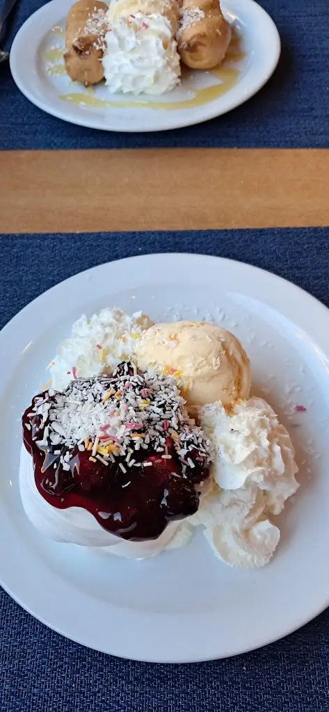 Scott Lewis_Yaks & Yetis_Ross on Wye_recensione