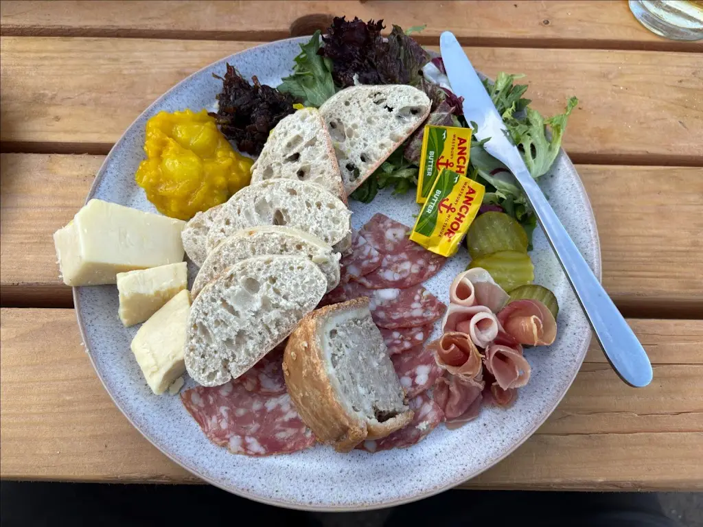 Ben Paites_The Anchor Pub, Rowhedge_Rowhedge_review