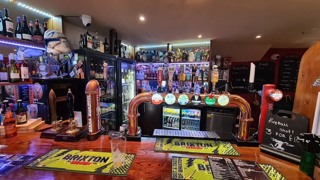 The Black Buoy_Rowhedge_slider_image_2