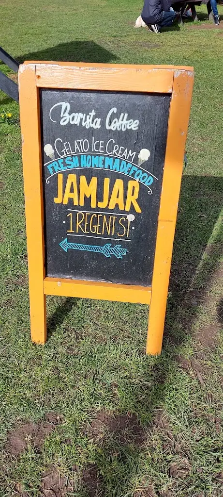 Julie Bolam_Jam Jar_Rowhedge_reseña