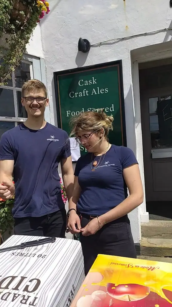 Rose and Crown_Rowhedge_slider_image_2