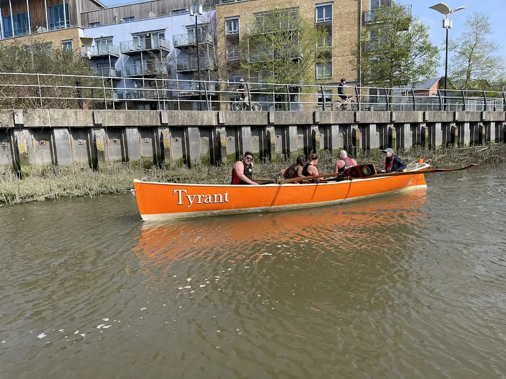 Glen Foster_The Hut _Rowhedge_review