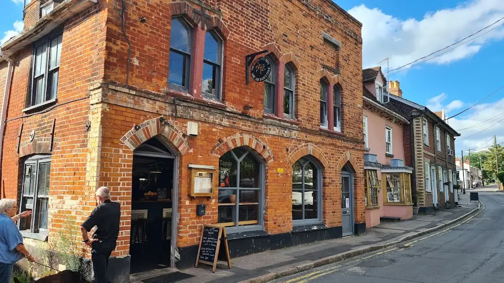 The Orange Tree Tapas Restaurant - Wine, Gin and Cocktail Bar_Rowhedge_slider_image_3