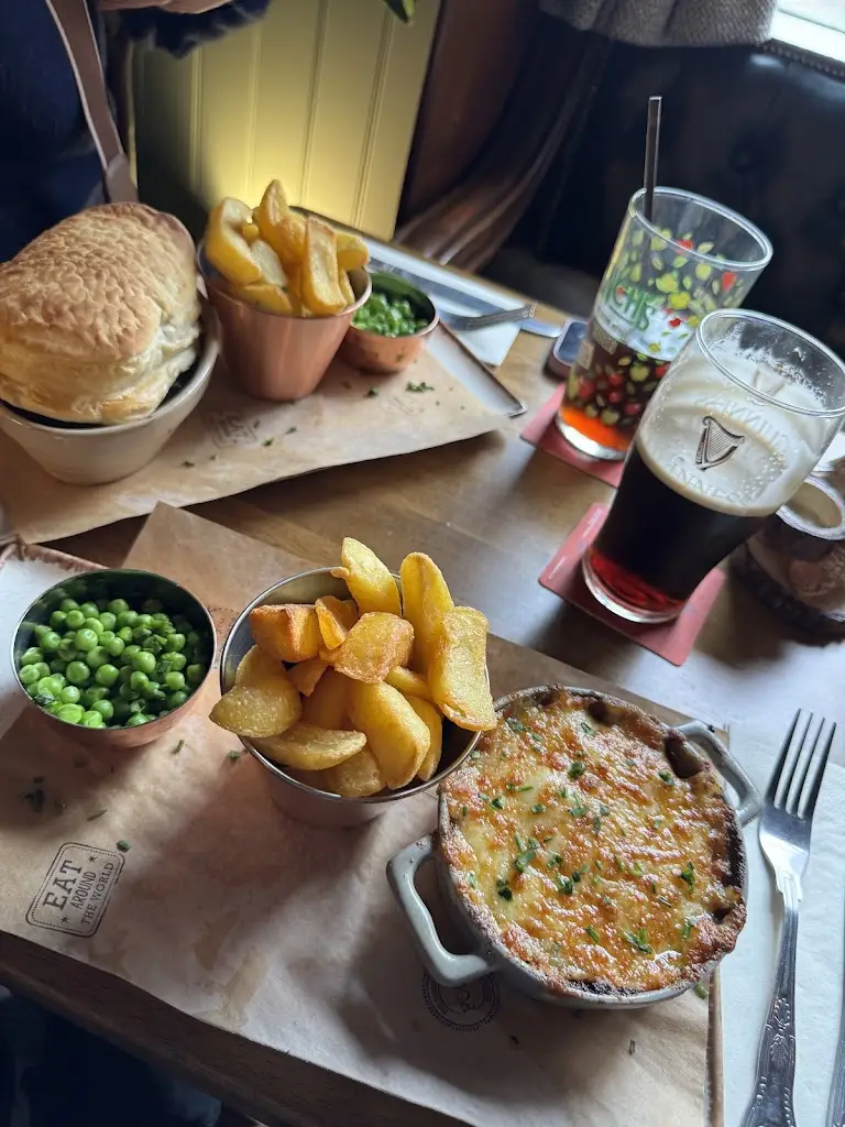 Alex Poole_Bell & Bear Inn_Rowley Regis_review