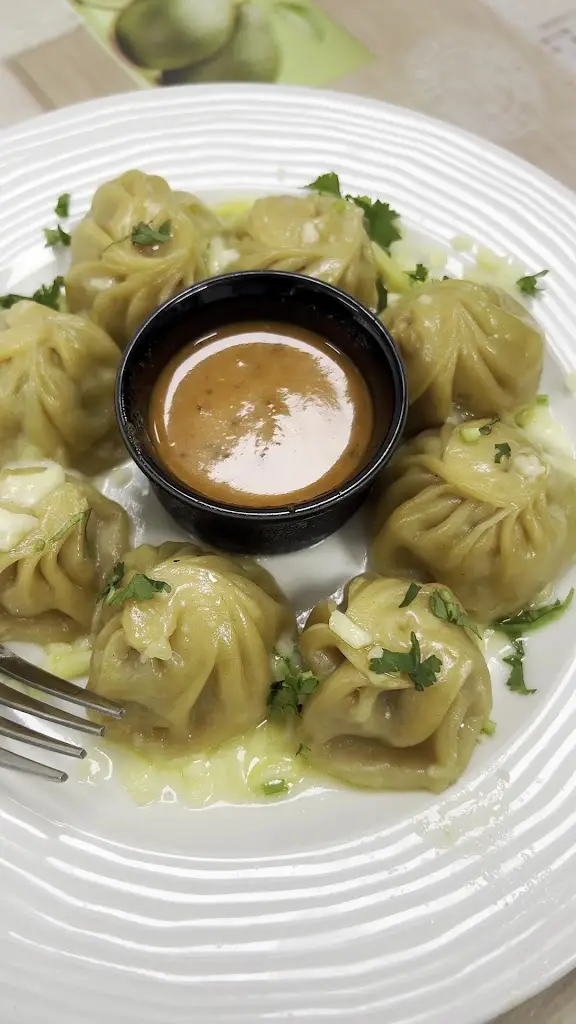 Taste of Himalayan_Rowley Regis_slider_image_2