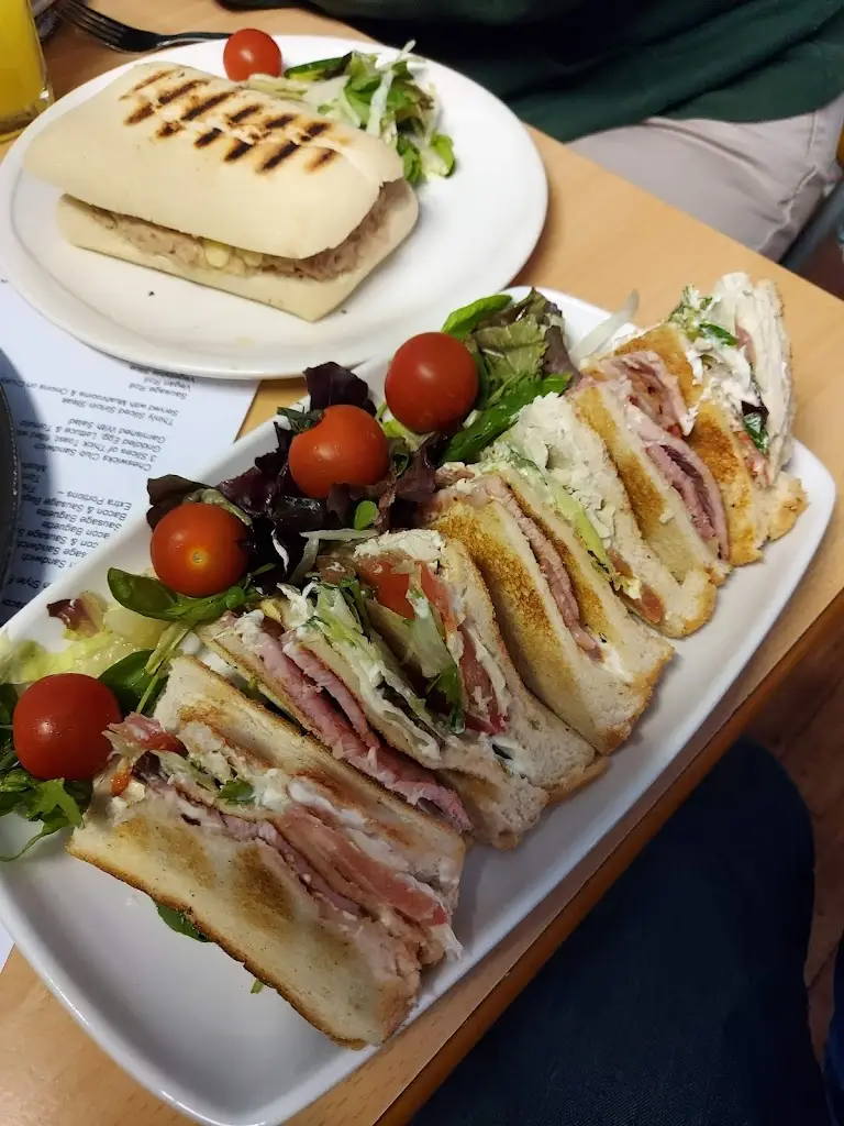 Menu_Cheswicks Coffee Shop_Rowley Regis_immagine_5