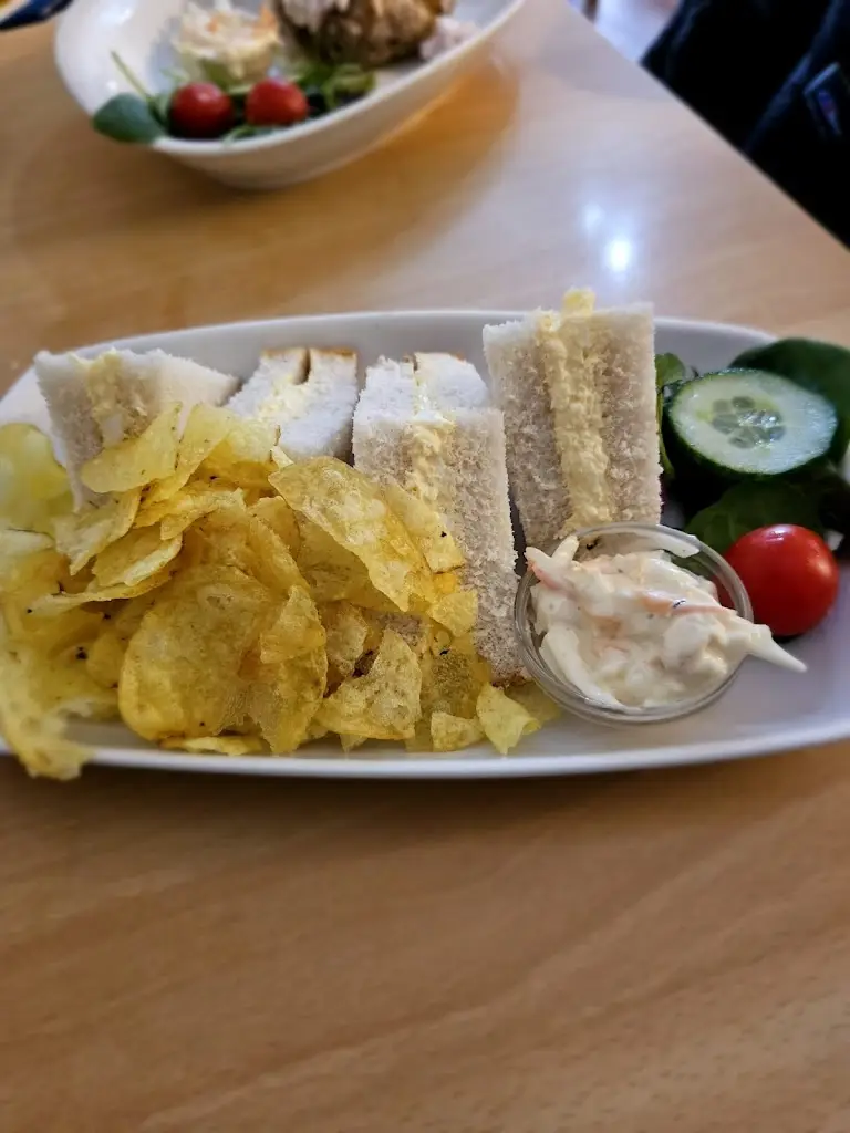 Malcolm Hinton_Cheswicks Coffee Shop_Rowley Regis_recensione