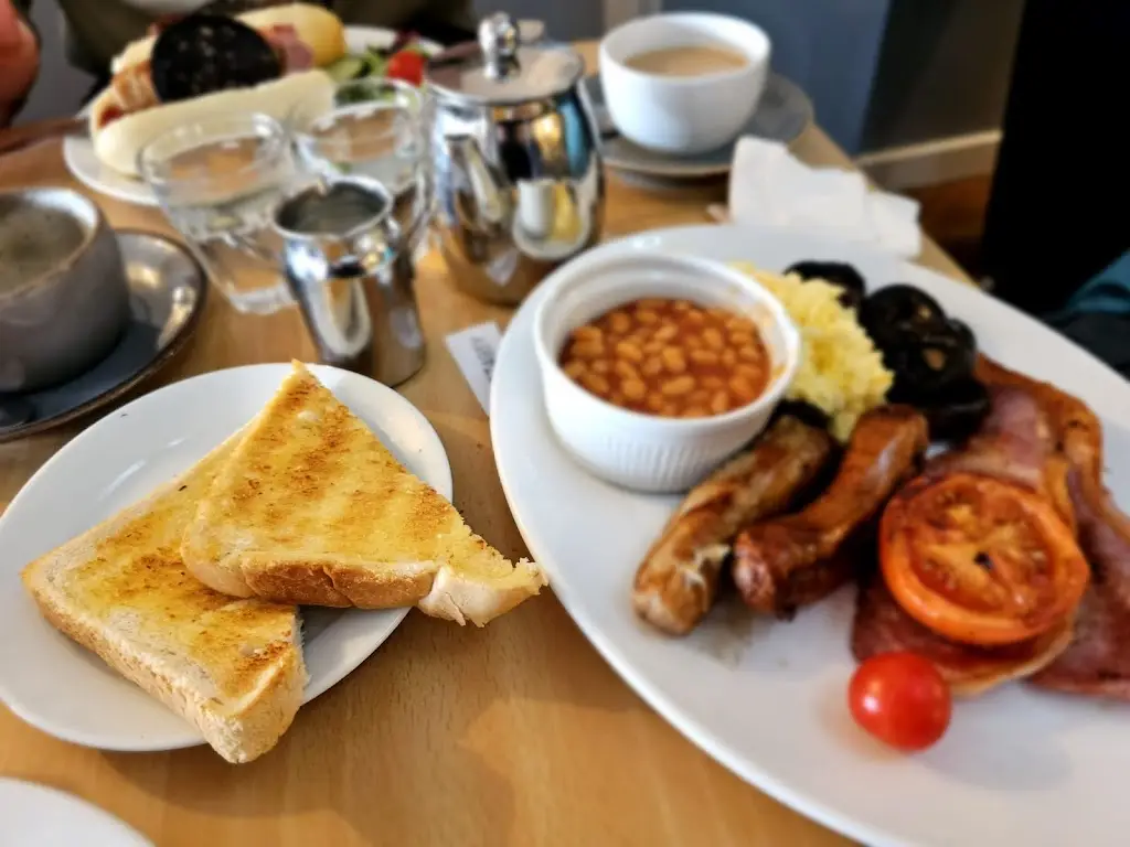 Cheswicks Coffee Shop_Rowley Regis_slider_image_3