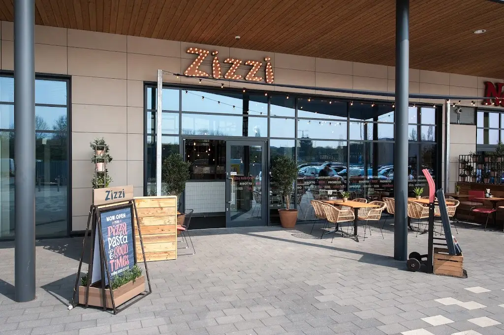 Zizzi - Rushden Lakes_Rushden_slider_image_1