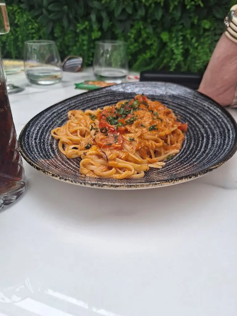 Gemma Tyler_LagodiComo Bar and Restaurant_Royal Tunbridge Wells_review