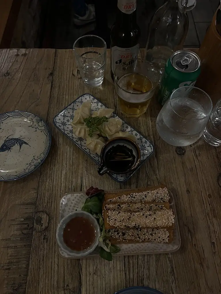 Y F_The Hidden Well casual asian dining_Royal Tunbridge Wells_review