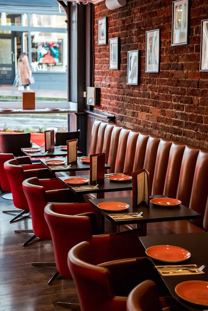 Soprano Wine Bar restaurant in Royal Tunbridge Wells