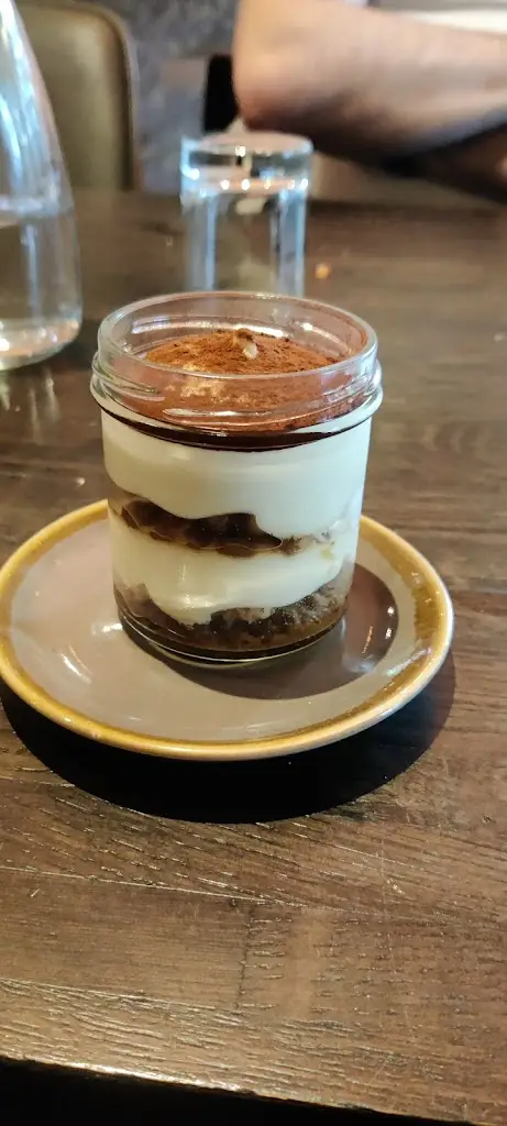 Menu_Osteria Pizza_Royal Tunbridge Wells_imagen_5