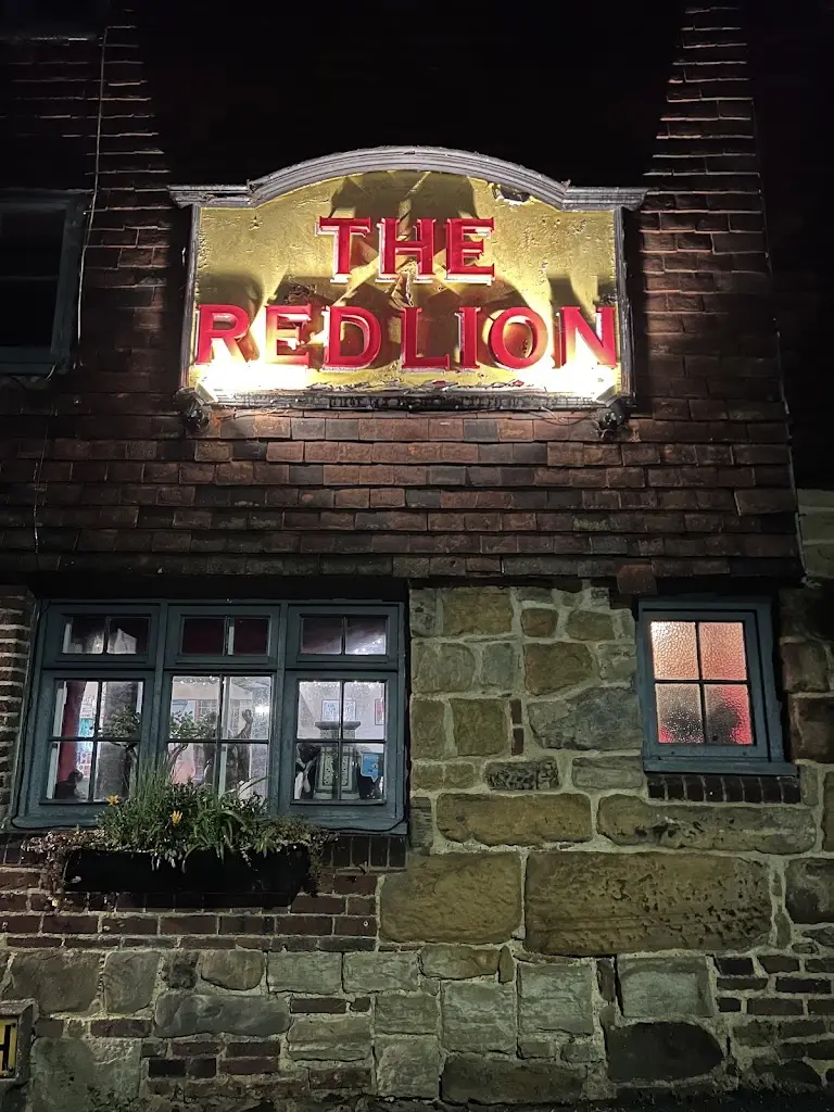 Red Lion_Rusthall_slider_image_1