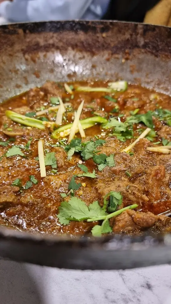 Uthmaan Dabhelia (IG: uthmaan_)_My Peshawar Batley_Batley_review