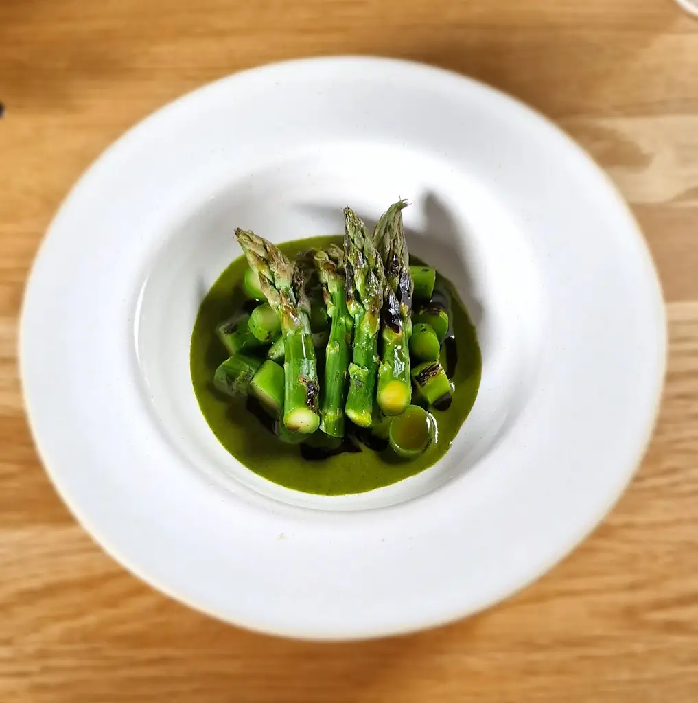 The Counter by Robin Read_Rusthall_slider_image_2