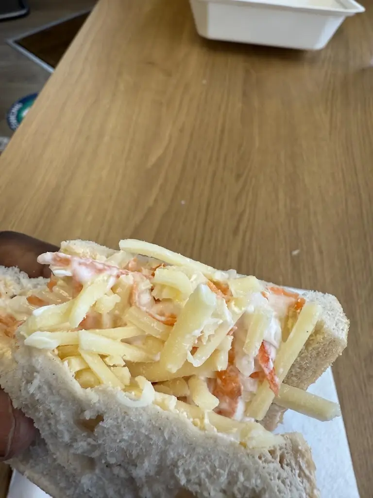 Poovannan Rajendran_A* Café_Rusthall_recensione