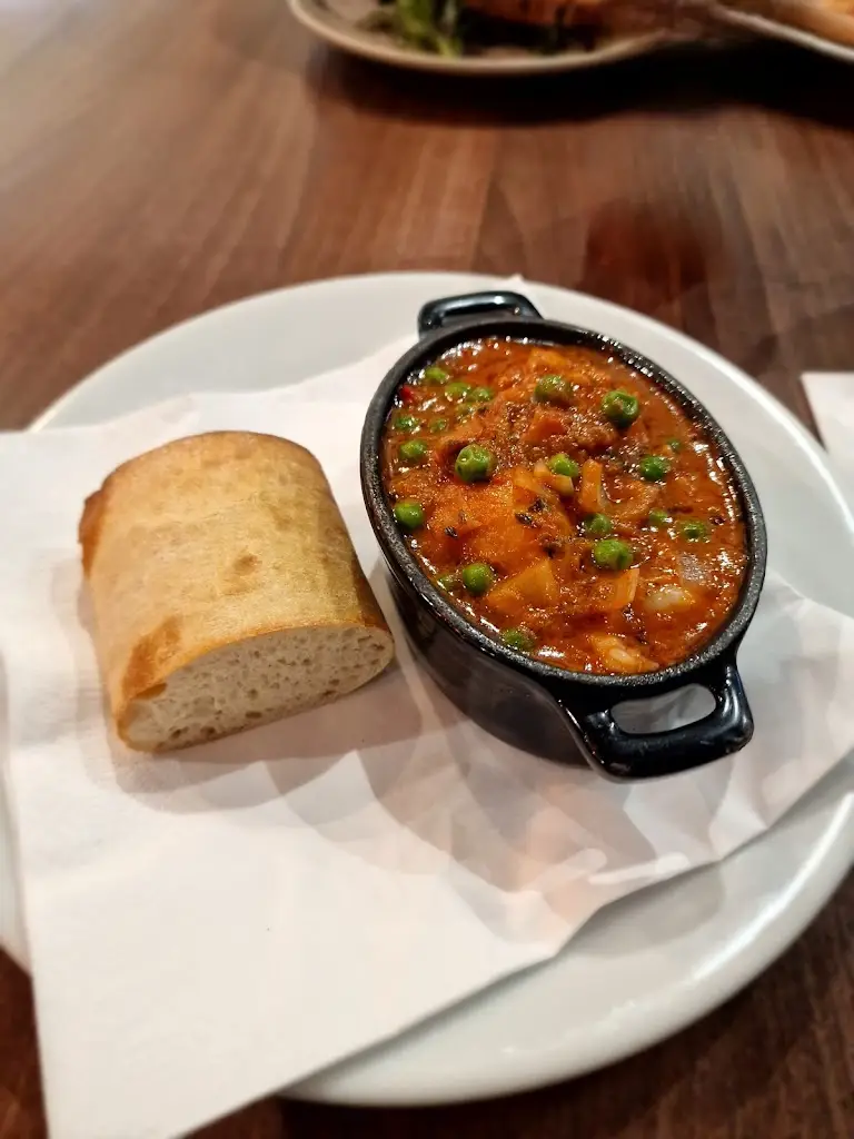 Liam Higgins_Zucchinis Restaurant_Batley_review