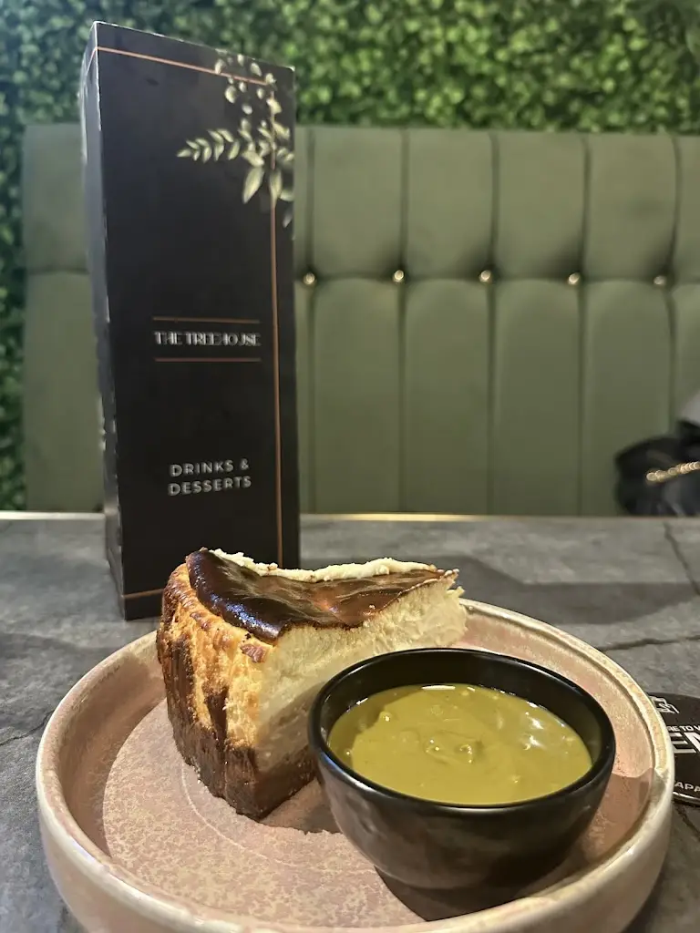 Ali Israr_The Treehouse Restaurant & Grill_Batley_review