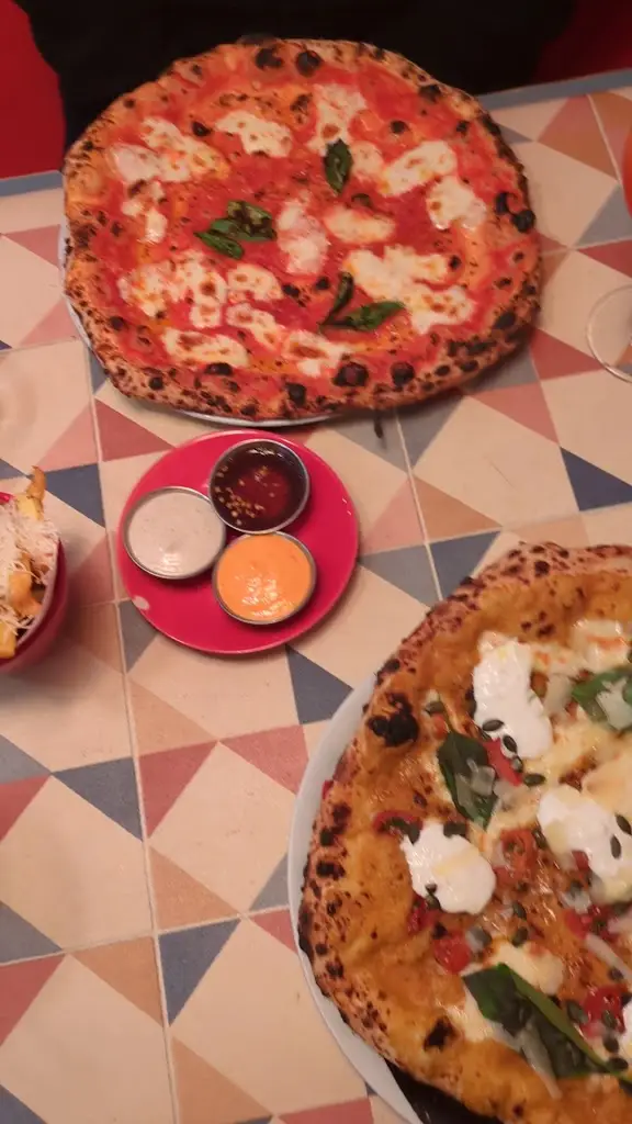 Red Hot Mamma_Royal Leamington Spa_slider_image_2