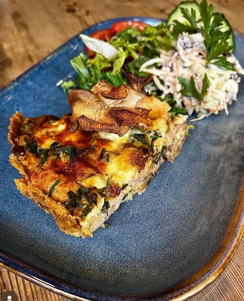 Menu_Reel_Saint Leonards-on-Sea_image_5