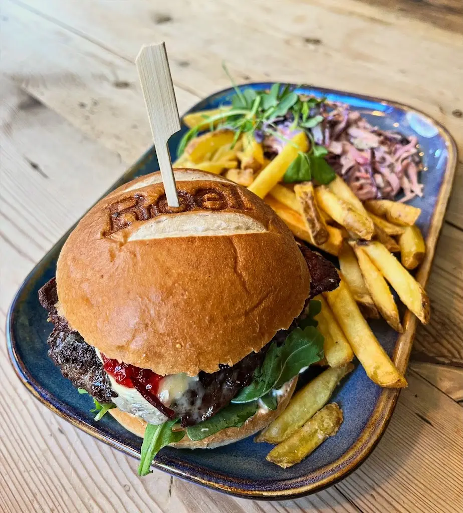 Reel_Saint Leonards-on-Sea_slider_image_2