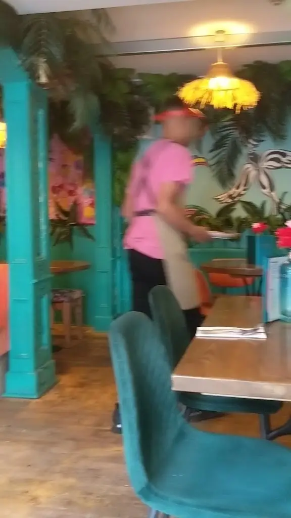 Tinga_Salisbury_slider_image_2