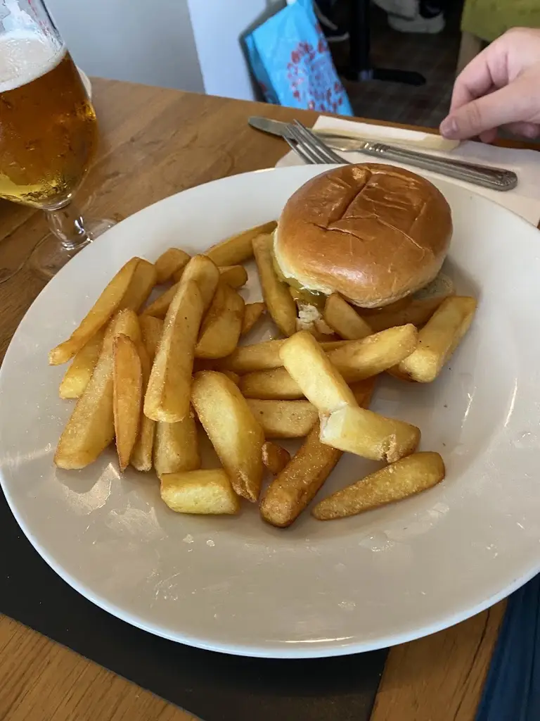 Meryem Tello_The Turks Head_Royton_reseña