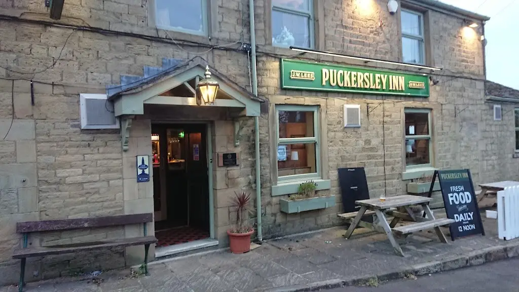 Puckersley Inn restaurante en Royton