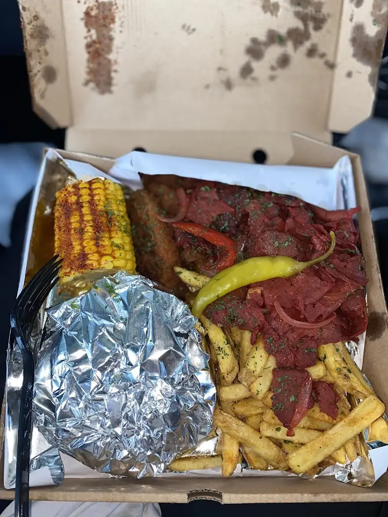 H_K_Loaded Cartel_Royton_review