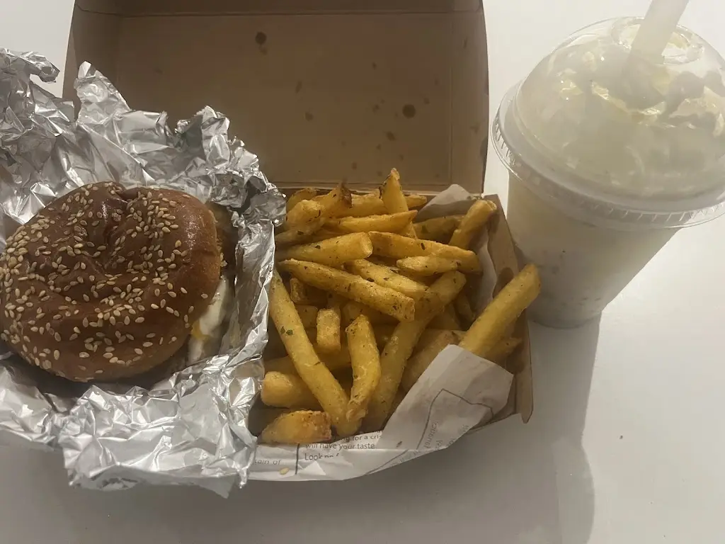 Loaded Cartel_Royton_slider_image_2