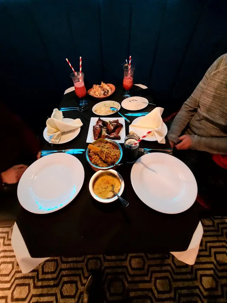 Menu_Saffron Indian Restaurant and takeaway_Royton_immagine_8