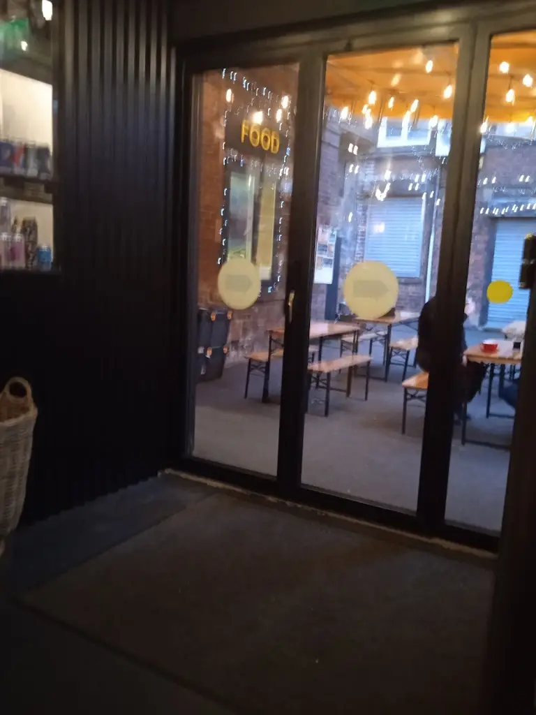 Beverley Daley_The Courtyard Brewery_Royton_review