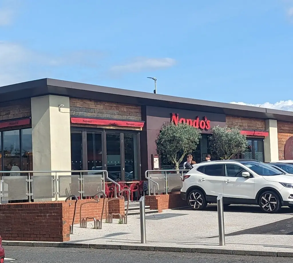 Nando's Oldham - Elk Mill restaurant in Royton