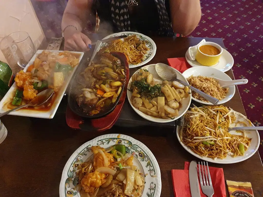 New Garden Chinese Restaurant_Saint Columb Major_slider_image_3