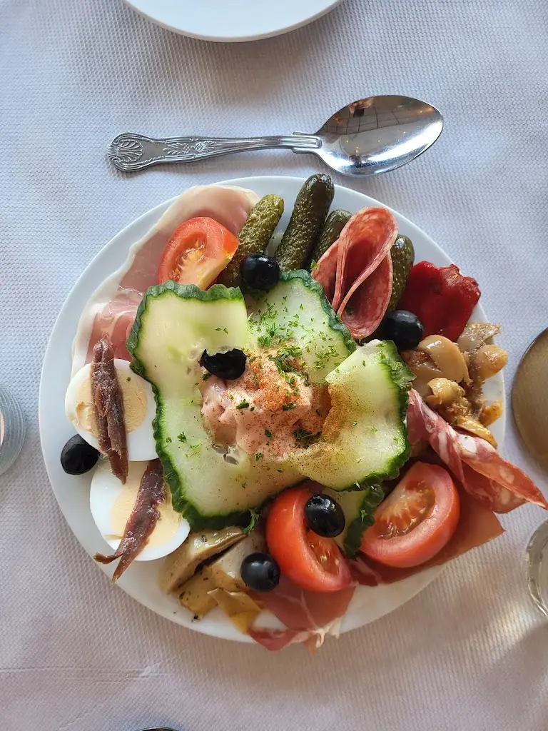 Rebecca Connick_Ginos Ristorante_Ruddington_review